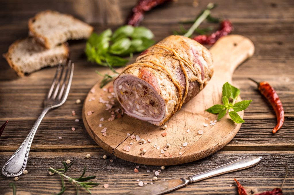 Stuffed meat roll